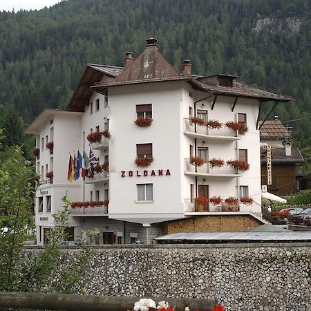Hotel Zoldana フォルノ・ディ・ゾルド エクステリア 写真
