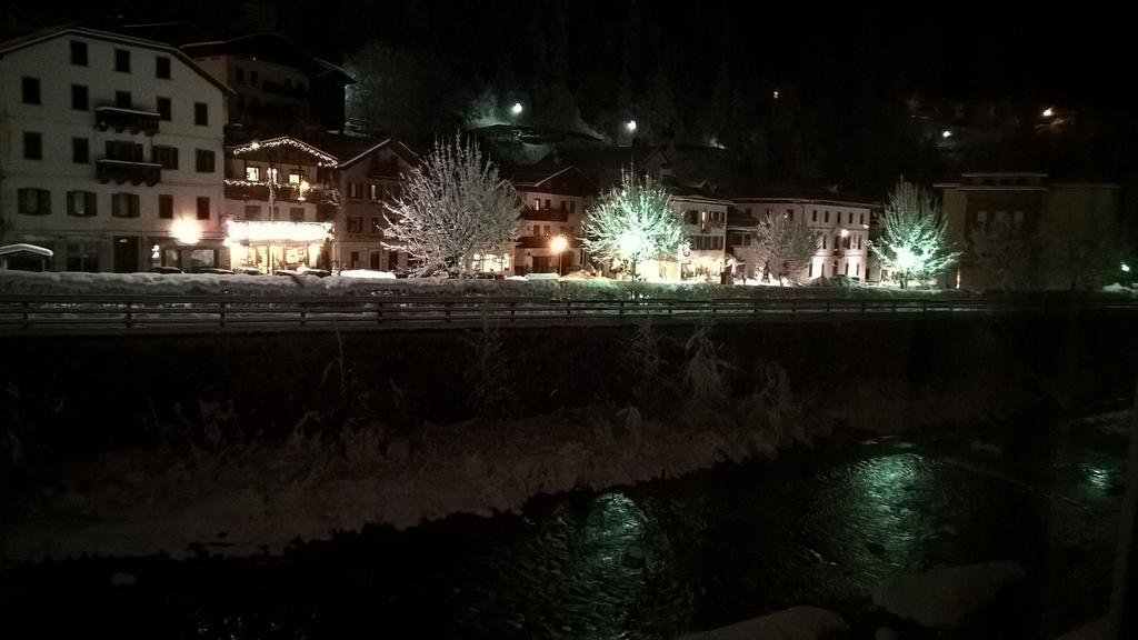 Hotel Zoldana フォルノ・ディ・ゾルド エクステリア 写真