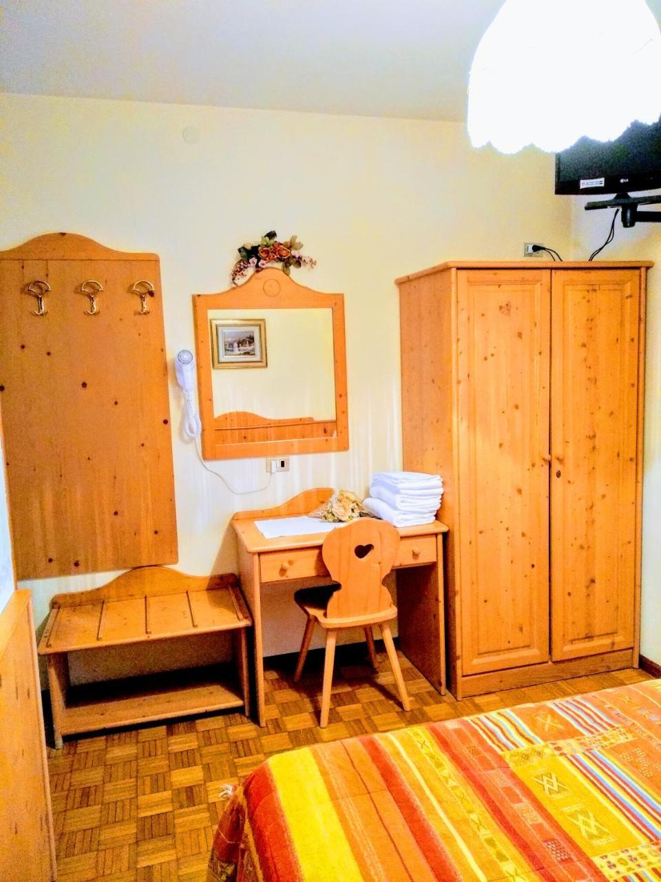 Hotel Zoldana フォルノ・ディ・ゾルド エクステリア 写真